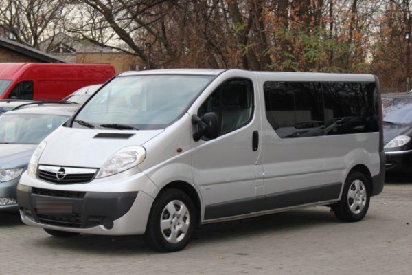 Opel Vivaro 2.0 CDTI 8+1